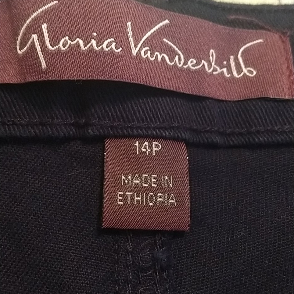 Gloria Vanderbilt Navy jeans - Picture 2 of 4